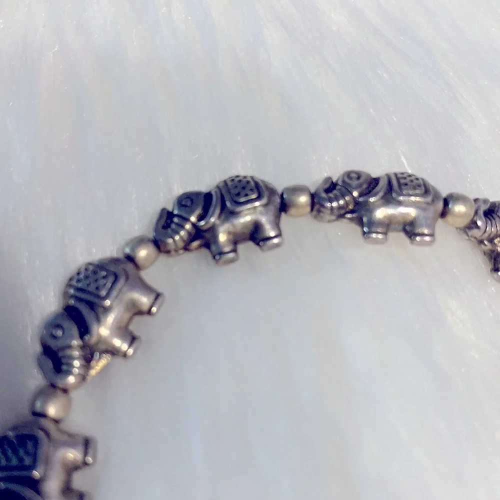 SOLD YEY !!  Handmade Lucky Elephant Charms Beaded Bracelet Gift For - Picture 7 of 7